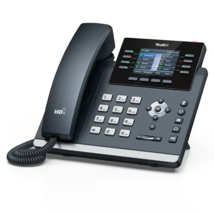 Telefono da scrivania Yealink T44W con WiFi e bluetooth integrati, display a colori, 15 tasti porogrammabili, 12 sip accounts, 2 porte USB per cuffie.